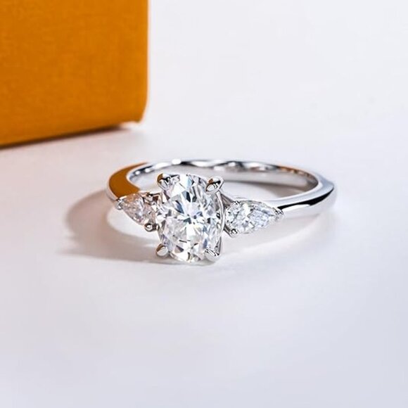 2.1cttw Oval Cut Moissanites 3 stone D Color VVS1 Clarity Engagement Ring - Picture 4 of 6